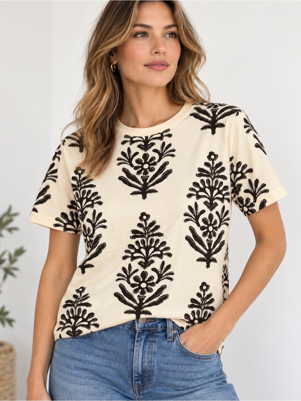 J.Crew Women’s Floral Print Cotton T-Shirt XS NWT Cream Brown